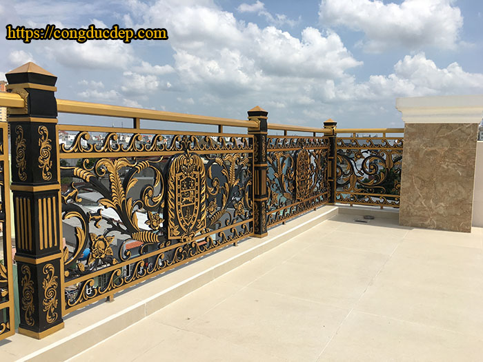 Mẫu lan can nhôm đúc